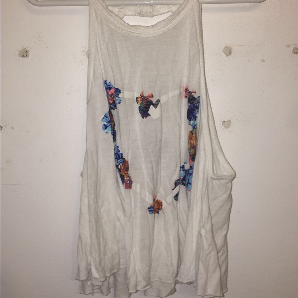 5ifth degree flowey crop top